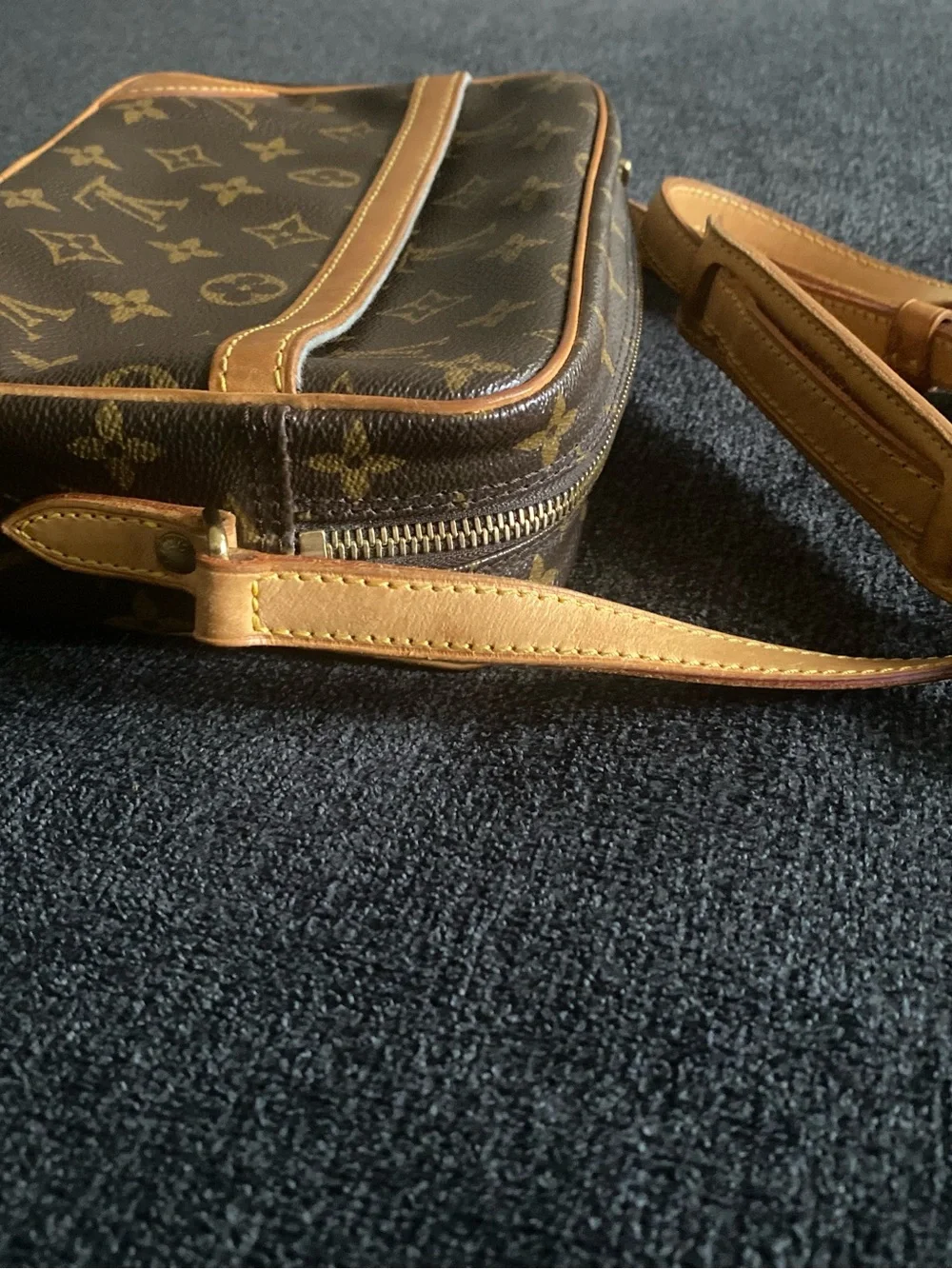 Louis Vuitton Trocadero 23 Monogram Canvas Shoulder/Crossbody, GUC